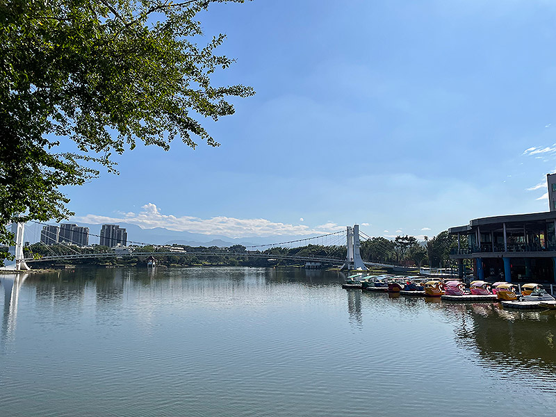 春遊龍潭迎財神